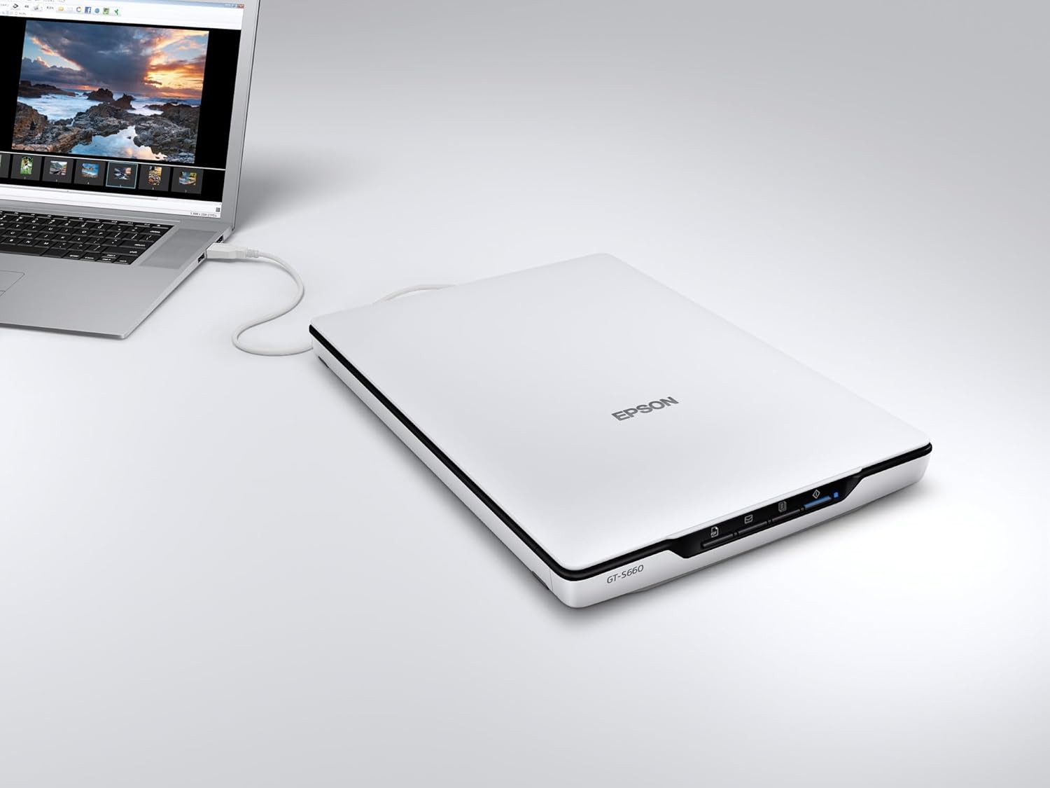 Epson V39II/GT-S660 Flatbed Photo/Document Scanner A4 Color 4800dpi USB3.0 White [JPN]